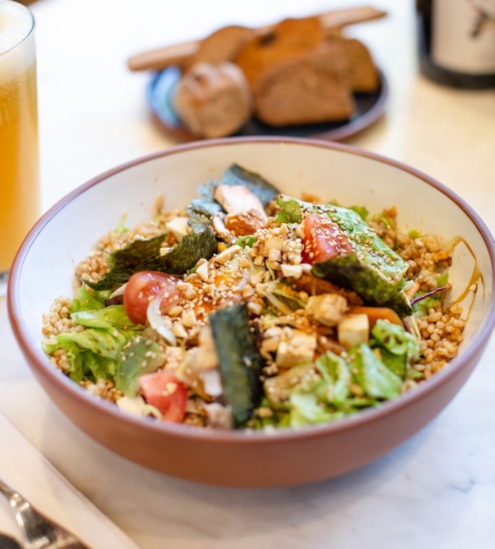 review photo of Buenos Aires Verde Super Ensalada Proteína shared by @yvechita03 on 28 Nov 2019 - review