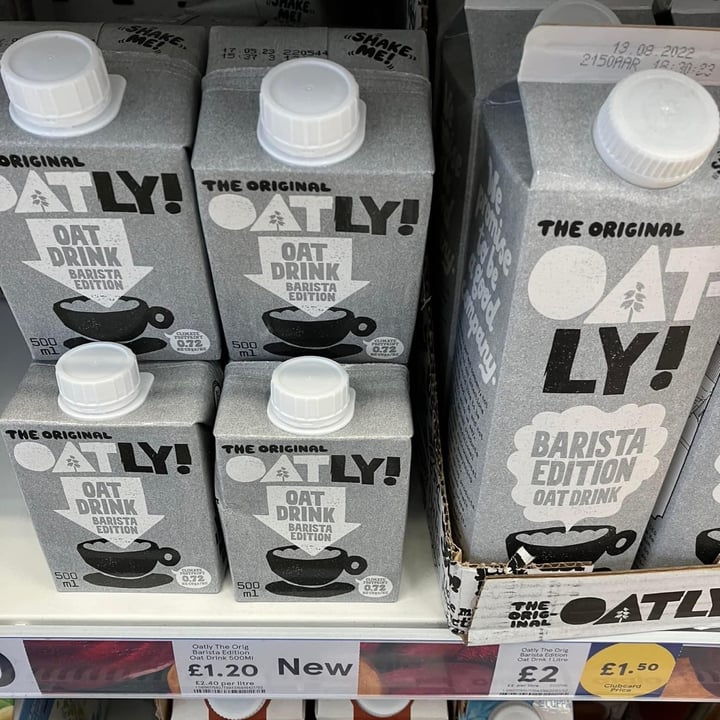 photo of Oatly Oat Drink Barista Edition  shared by @abbieeats on  30 Jun 2022 - review