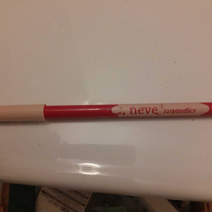 review photo of Neve Cosmetics Pastello labbra Motion shared by @ilatobia on 25 Mar 2022 - review