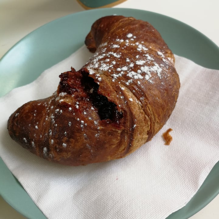 review photo of Macco Piccola Cucina Espressa Cornetto Vegano shared by @chiaravass on 29 May 2022 - review