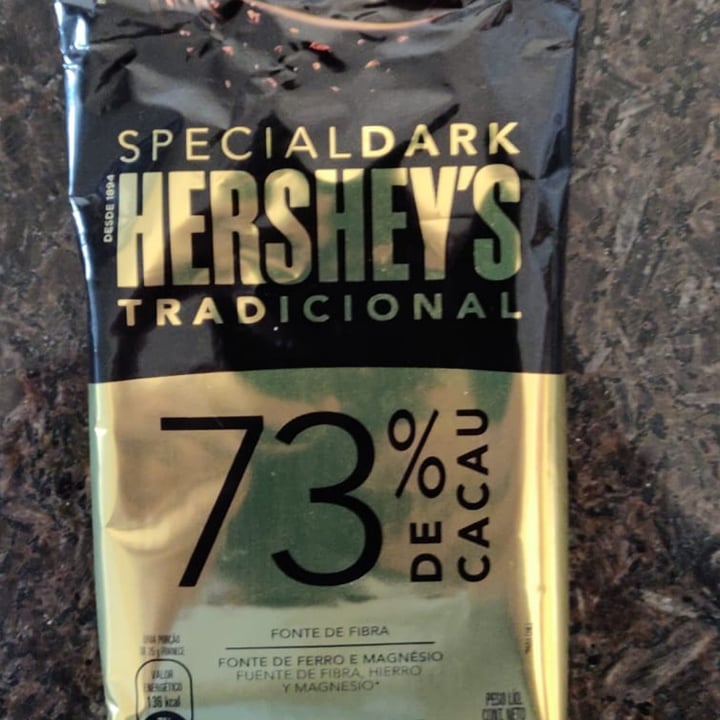 photo of Hershey's Chocolate 70% shared by @claryshanti on  05 Nov 2022 - review