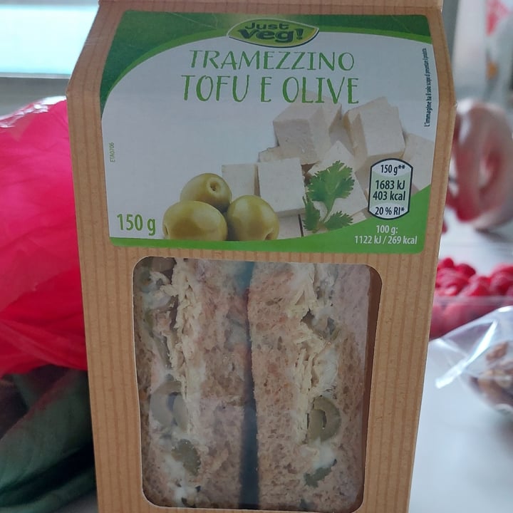 review photo of Just Veg! (ALDI Italy) Tramezzino Tofu E Olive shared by @alexandrafilip on 19 May 2022 - review