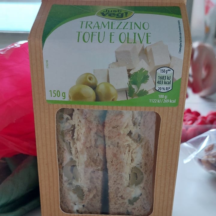 photo of Just Veg! (ALDI Italy) Tramezzino Tofu E Olive shared by @alexandrafilip on  19 May 2022 - review