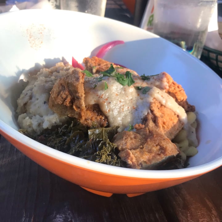review photo of Three Carrots Fountain Square Southern Bowl shared by @rachelsveganlife on 16 Sep 2021 - review