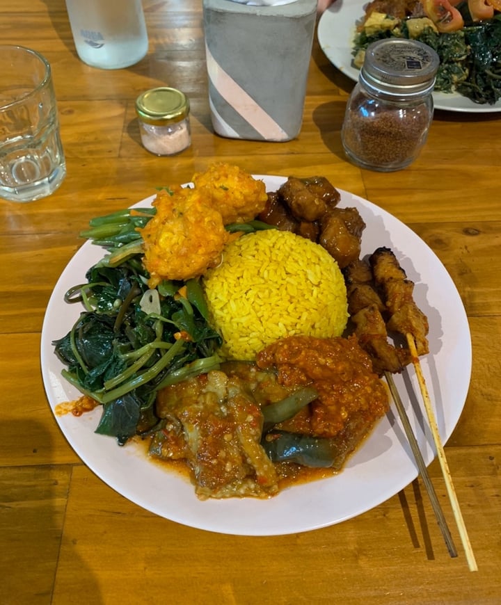 photo of Give Cafe Nasi campur shared by @arpitpandey on  21 Nov 2019 - review