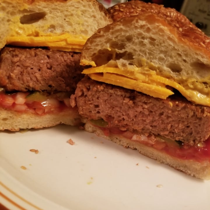 photo of Beyond Meat Beyond Burger Plant-Based Patties shared by @lexi-pie on  30 Sep 2021 - review