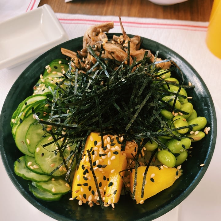 photo of Let's Poke Vegan poke shared by @anacogumelo on  15 Aug 2021 - review
