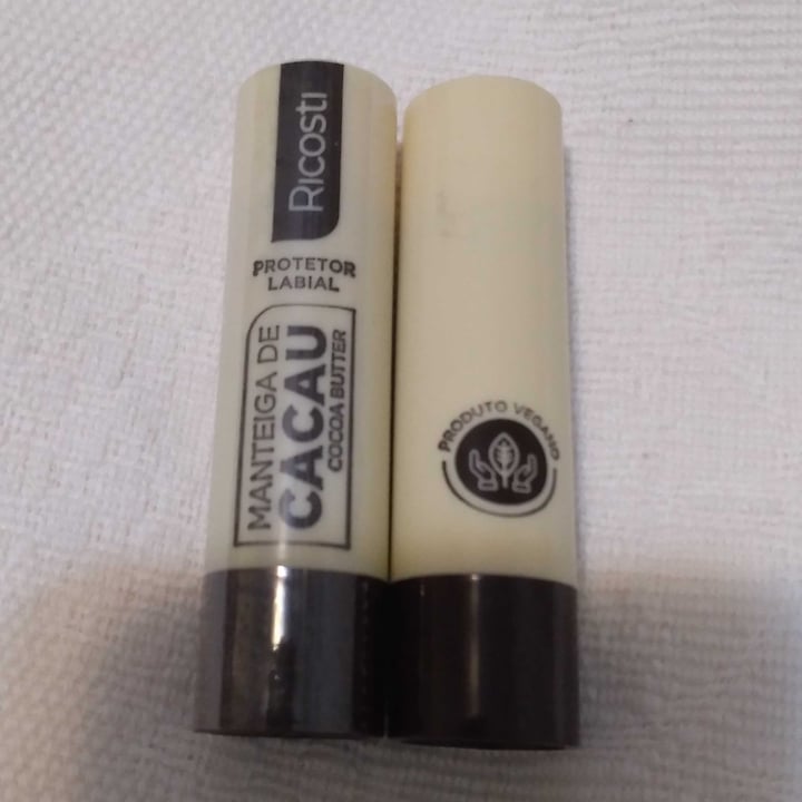 photo of Ricosti Protetor Labial shared by @aplcarrera on  29 May 2022 - review