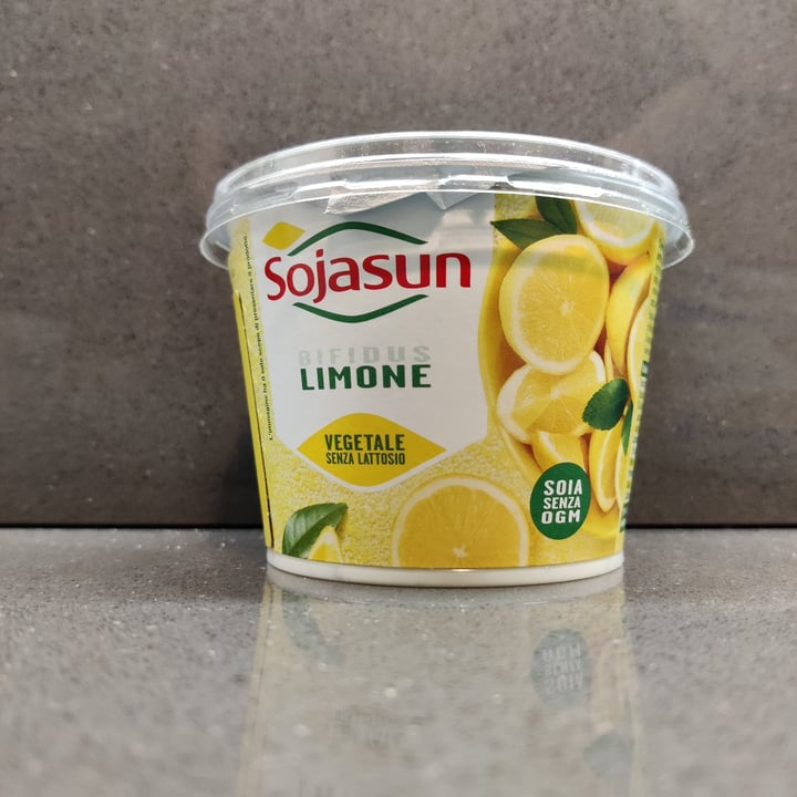 review photo of Sojasun Bifidus Limone shared by @elisasile on 10 Apr 2022 - review