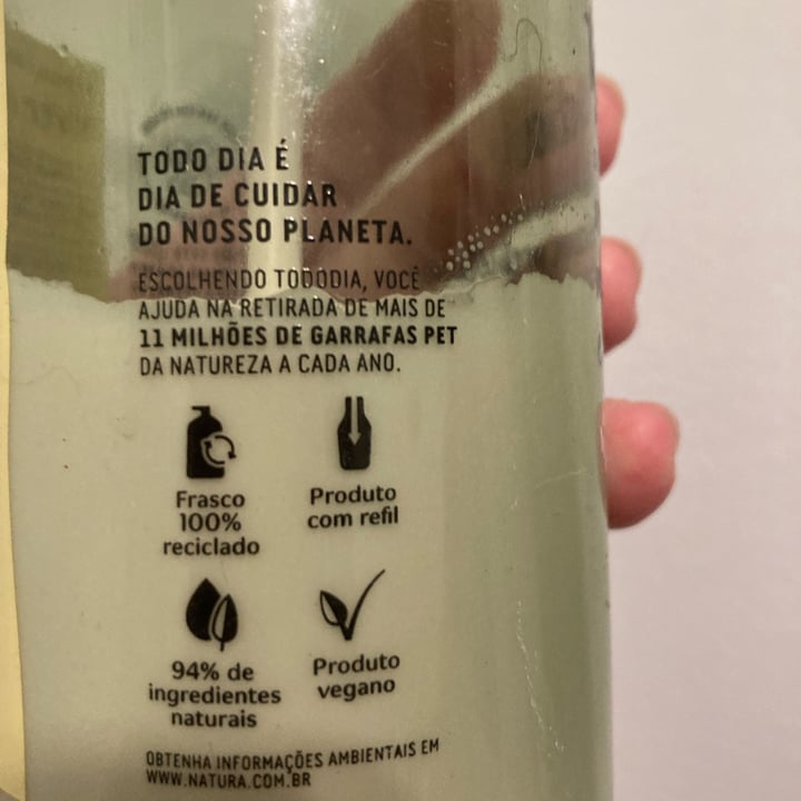 review photo of Natura Creme corpo Lima E Flor De Laranjeira shared by @vanessinha on 07 May 2022 - review