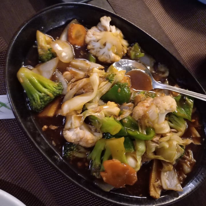 photo of Chopsticks chop suey shared by @fawziyajaffan on  14 Dec 2022 - review