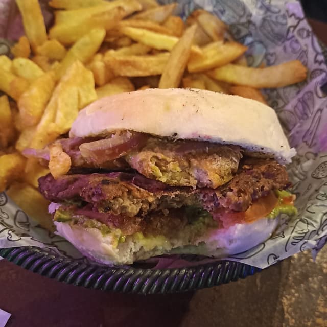 菜肴“Hamburguesa full vegana”的照片