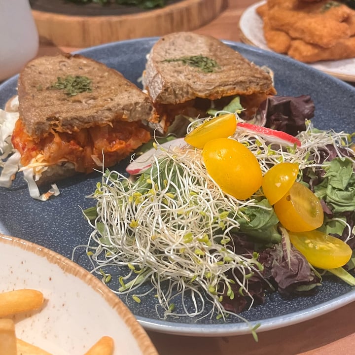 photo of Am I Addicted - Pottery Studio & V Cafe Grilled Cheese Kimchi Sandwich shared by @ftothey on  28 Jun 2022 - review