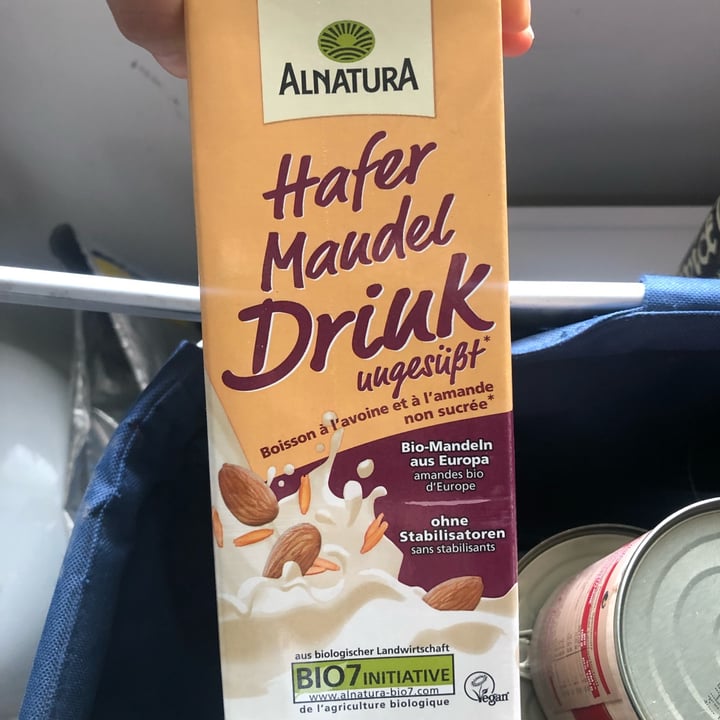 photo of Alnatura Hafer Mandel Drink shared by @luciafinotello on  10 Apr 2022 - review
