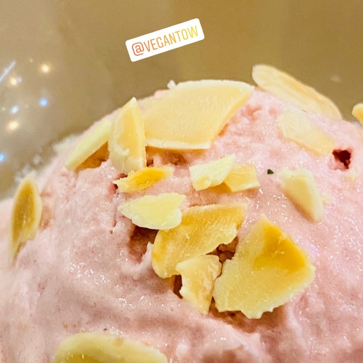 photo of VegFarm無國界蔬食餐廳 Nice Cream shared by @vegantow on  16 Jun 2020 - review