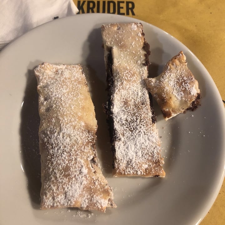 review photo of La Saracena 1988 Capena Fagottino con “nutella veg” shared by @ginkgo on 04 Jul 2021 - review