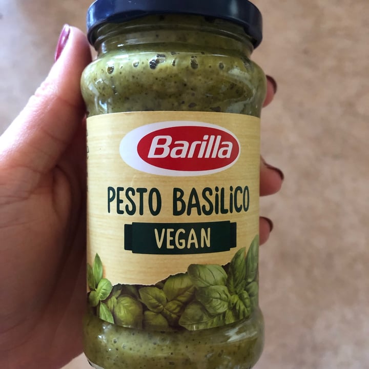 photo of Barilla Pesto Basilico Vegan shared by @rebeccaa on  30 Apr 2020 - review
