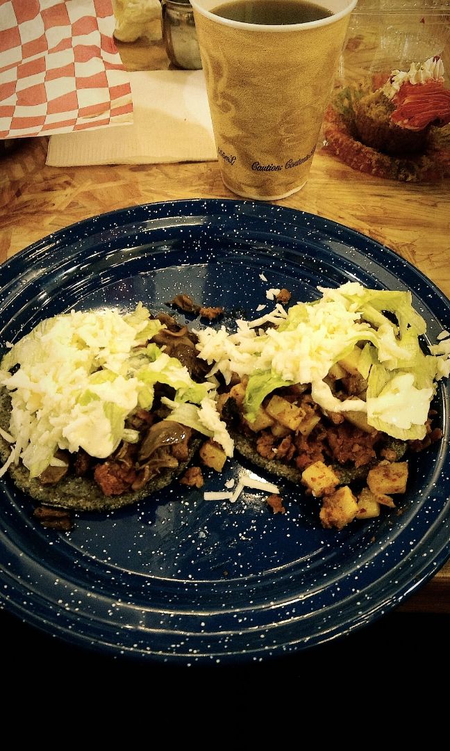 photo of La Garnacha Azul Sopes shared by @abichuela on  22 Dec 2019 - review