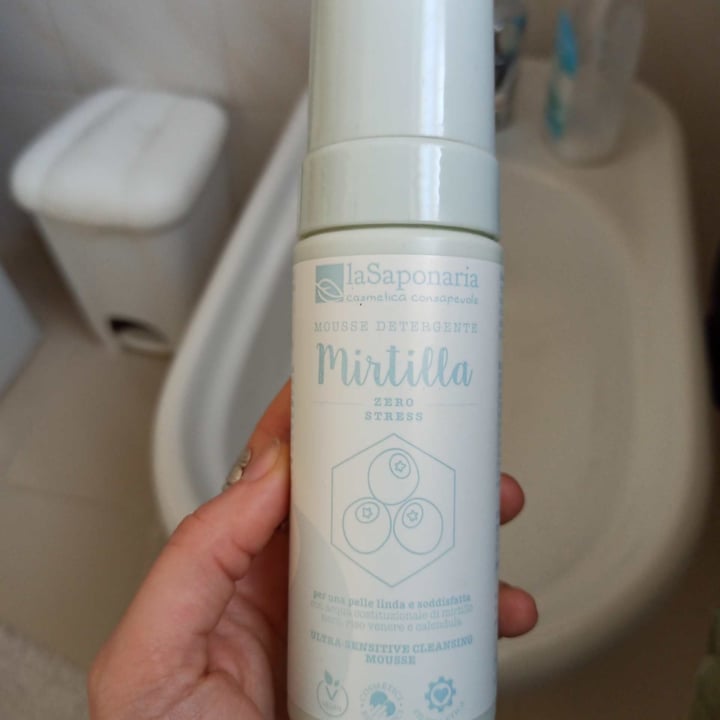 photo of La Saponaria Mousse detergente Mirtilla shared by @lisbeth-ita on  15 Apr 2022 - review