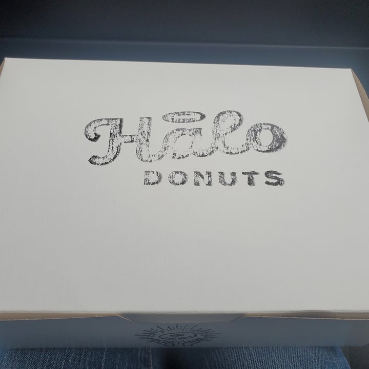 photo of Halo Donuts cream Donut shared by @greenaphrodite on  27 Jan 2022 - review