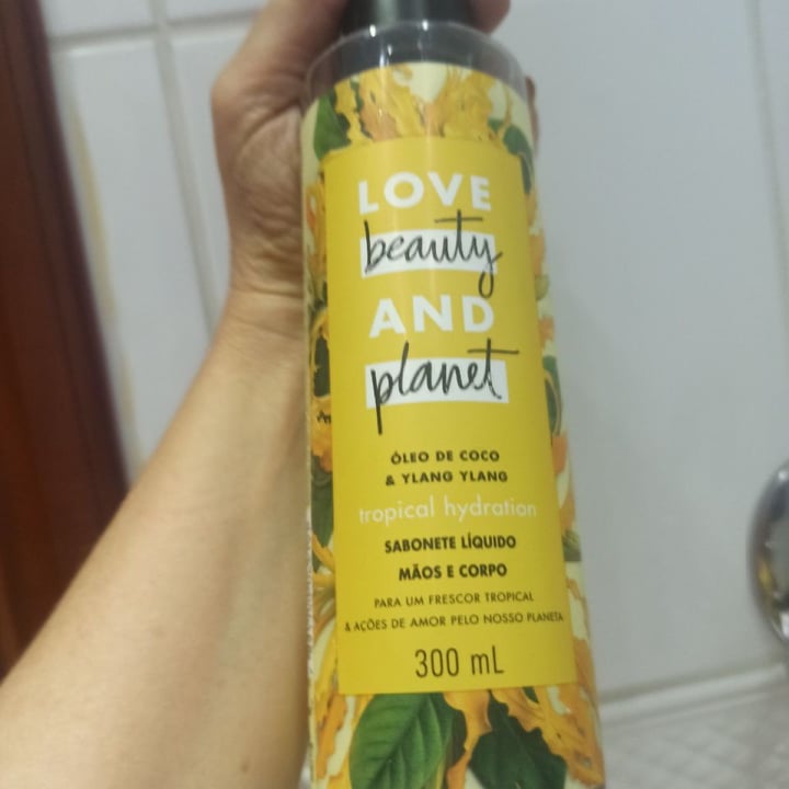 photo of Love Beauty and Planet Beauty & Planet Óleo De Coco & Ylang Ylang shared by @alanagob on  30 Apr 2022 - review