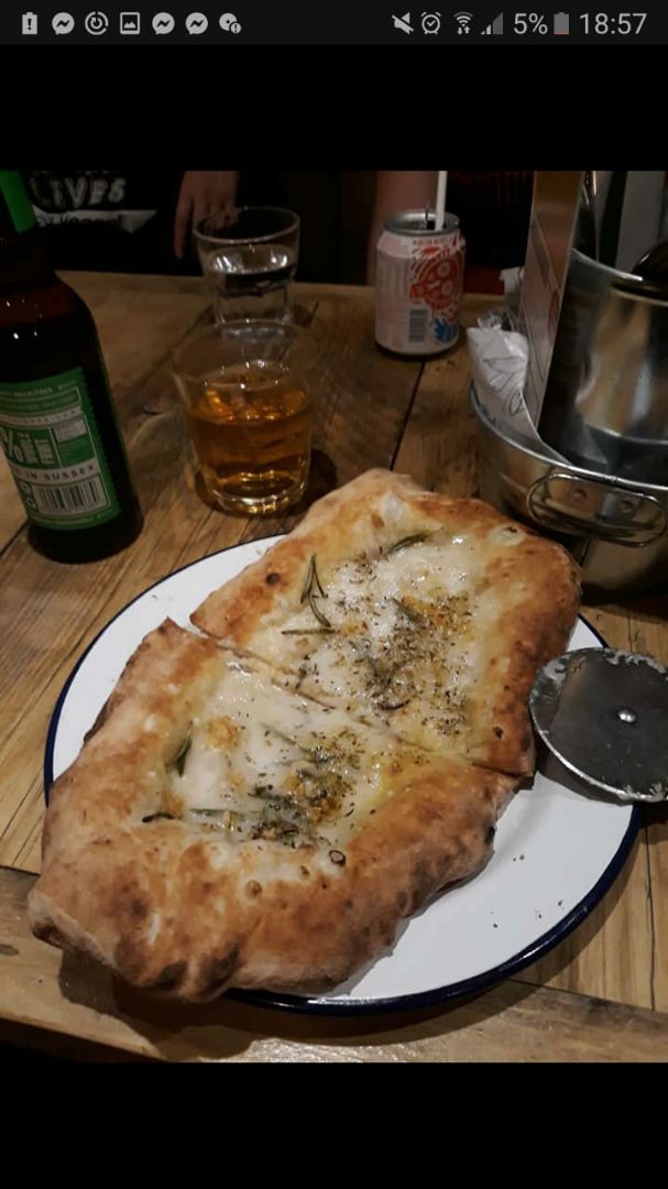 photo of Purezza - Vegan Pizza Camden Garlic Bread shared by @pointsofellie on  08 Sep 2019 - review