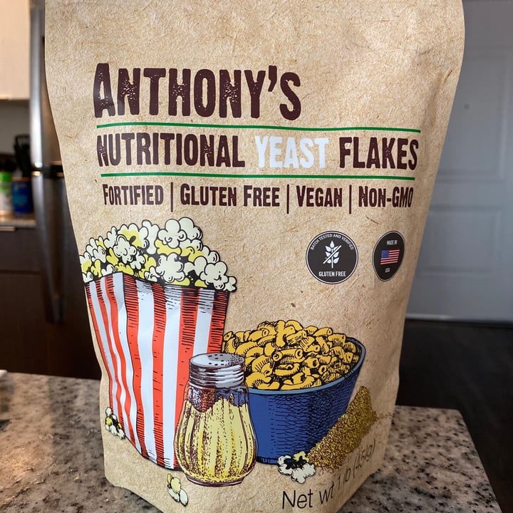 photo of Anthony's Goods Nutritional yeast shared by @leannecastelli on  25 Apr 2020 - review