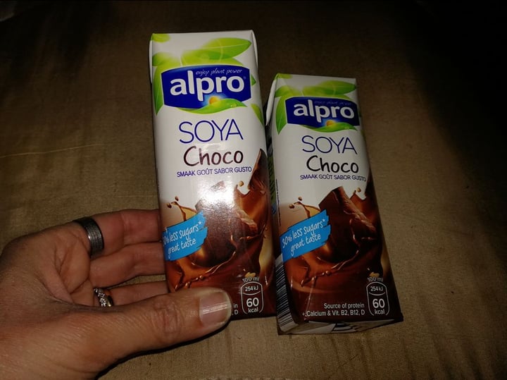 photo of Alpro Chocolate Flavored Soya Milk 250ml shared by @miriamealbertoveg on  18 Mar 2020 - review