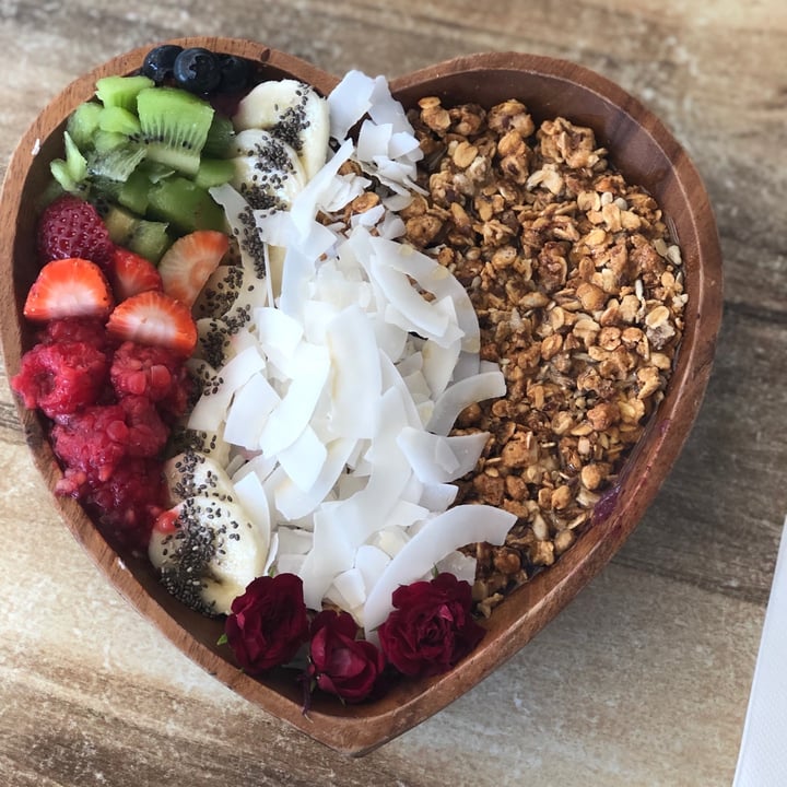 photo of Little Loco Smoothie Bowl shared by @sofiamuro on  05 Apr 2021 - review