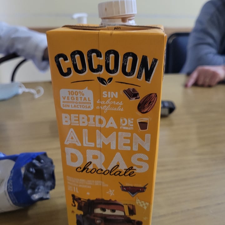 photo of Cocoon Bebida de Almendras sabor Chocolate shared by @verodamico on  24 Sep 2022 - review