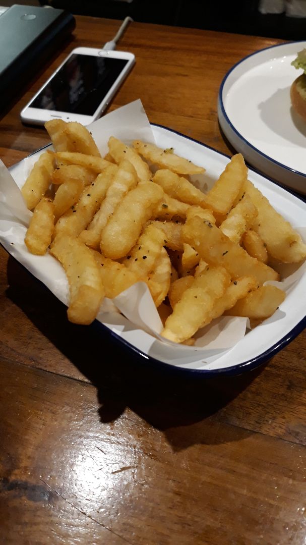 photo of Soul Burger Herb chips shared by @biancag on  03 Aug 2019 - review