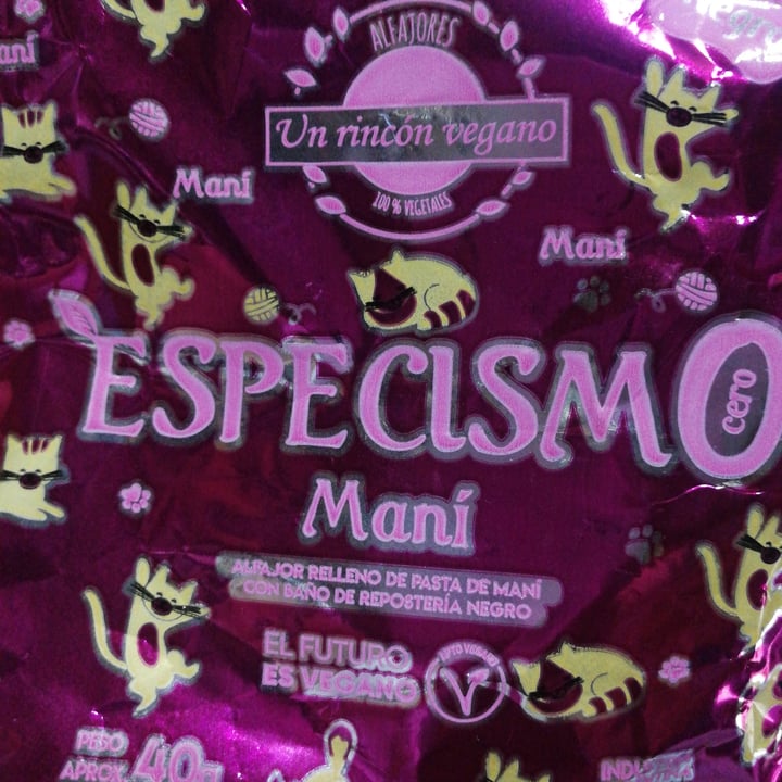 review photo of Un Rincón Vegano Especismo Alfajor Relleno de Pasta de Maní con Baño de Repostería Negro shared by @sheila1 on 20 Nov 2021 - review
