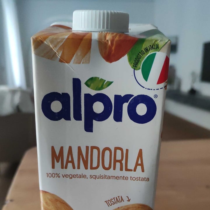 review photo of Alpro Mandorla Original shared by @martinaorl on 13 Apr 2022 - review