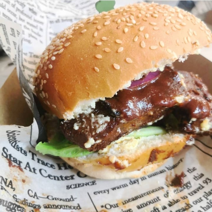 photo of Vegan Street Food ZA Seitan Rib-style Burger shared by @liezle on  03 Dec 2020 - review