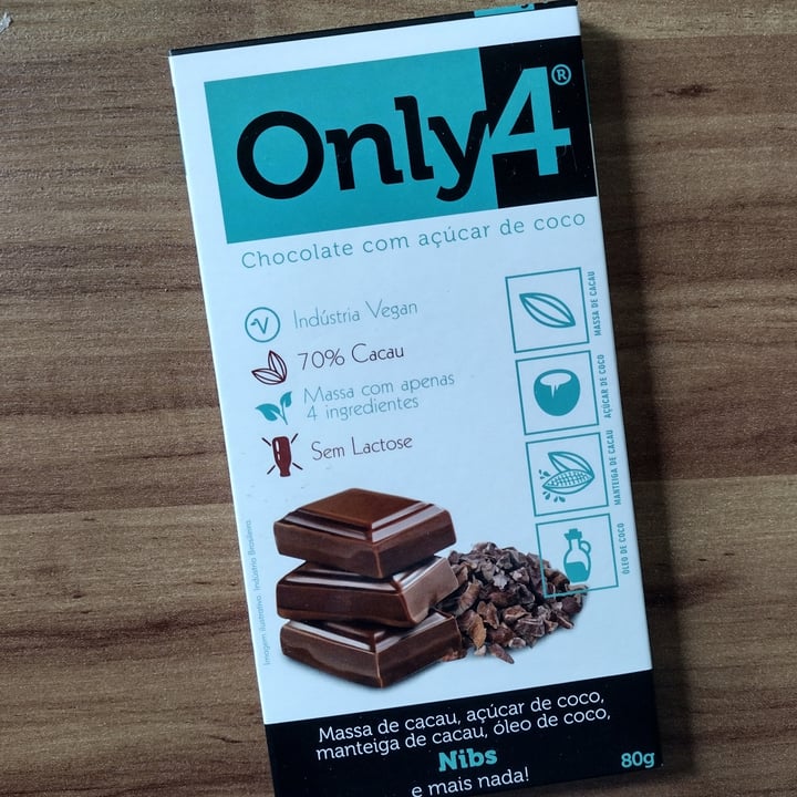 photo of Only4 chocolate com nibs de cacau shared by @vegdesdeos7 on  18 Jun 2022 - review