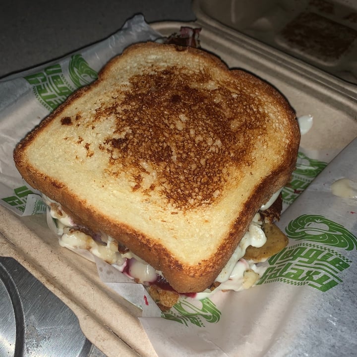 photo of Veggie Galaxy Moist maker Sandwich shared by @smoreydvm on  31 Dec 2020 - review