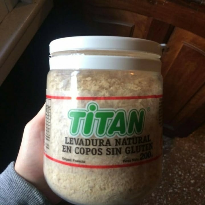 photo of Titan Levadura Natural en Copos shared by @wanvegan on  20 Jan 2021 - review