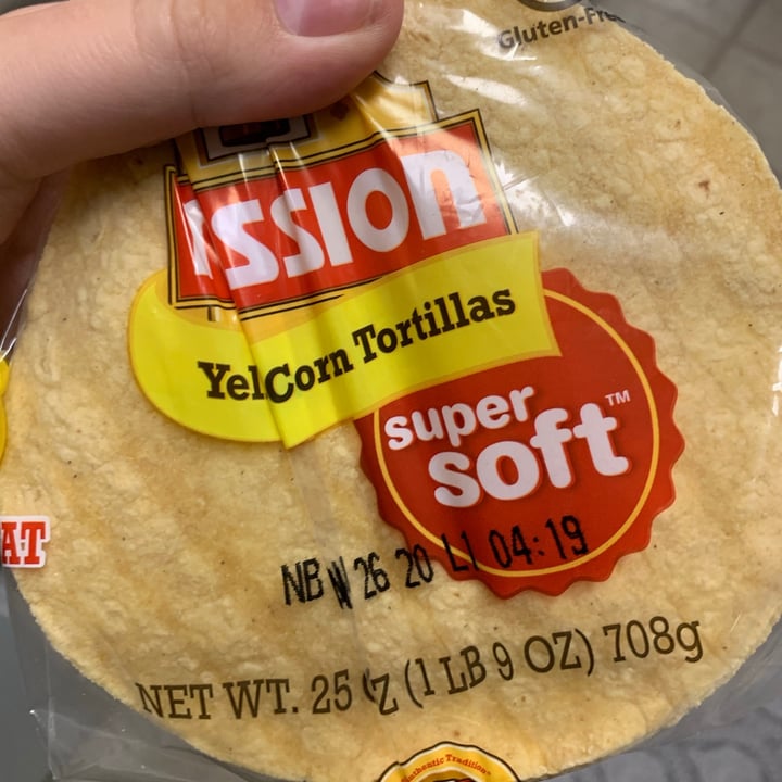 photo of Mission Foods Yellow Corn Tortillas shared by @elliejeanmcd on  29 May 2020 - review