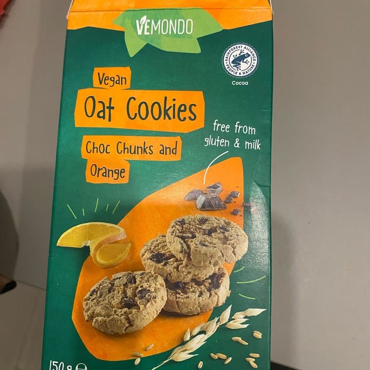 photo of Vemondo Oat Cookies Choc Chunks and Orange shared by @papuces9 on  13 Mar 2022 - review