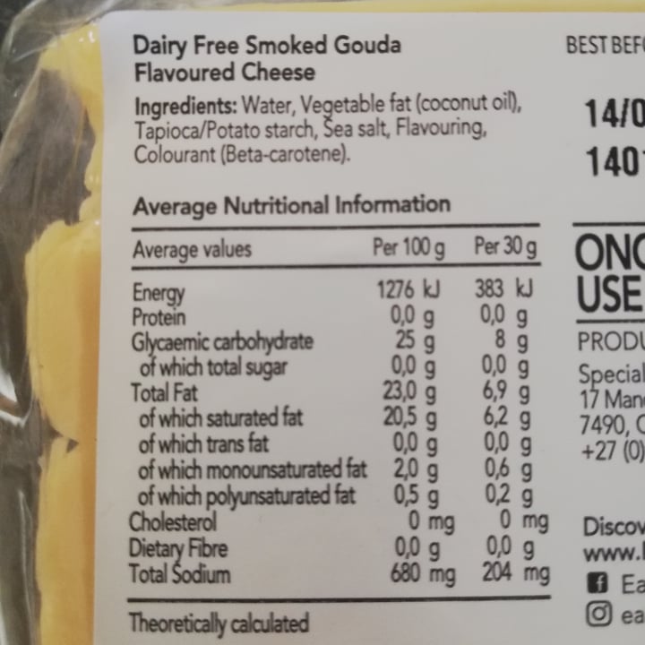 photo of Earth & Co Dairy Free Smoked Gouda Flavoured Cheese shared by @simonel on  10 Feb 2021 - review