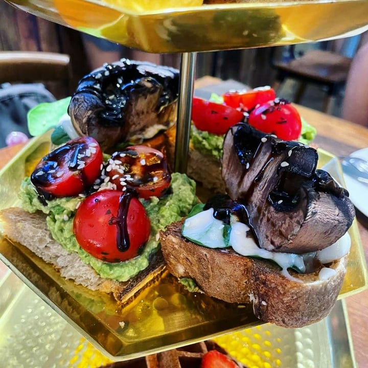 photo of The Oatberry Cafe High tea set shared by @fourdollars on  12 Jul 2021 - review