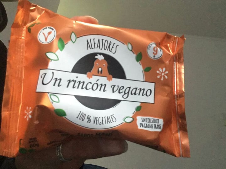 photo of Un Rincón Vegano Alfajor de Maní shared by @meripan on  11 Sep 2019 - review