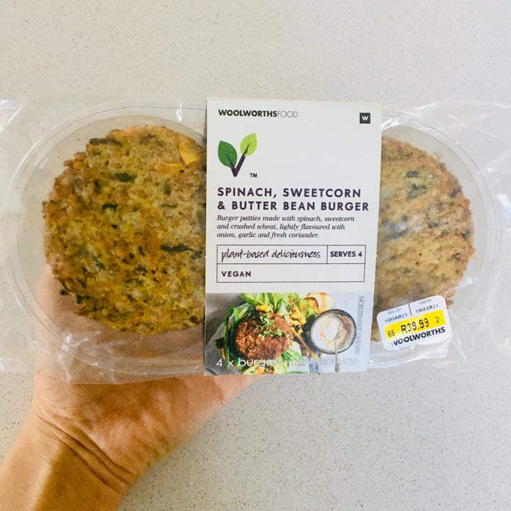 photo of Woolworths Food Spinach, Sweetcorn & Butter Bean Burger shared by @taz on  20 Mar 2021 - review