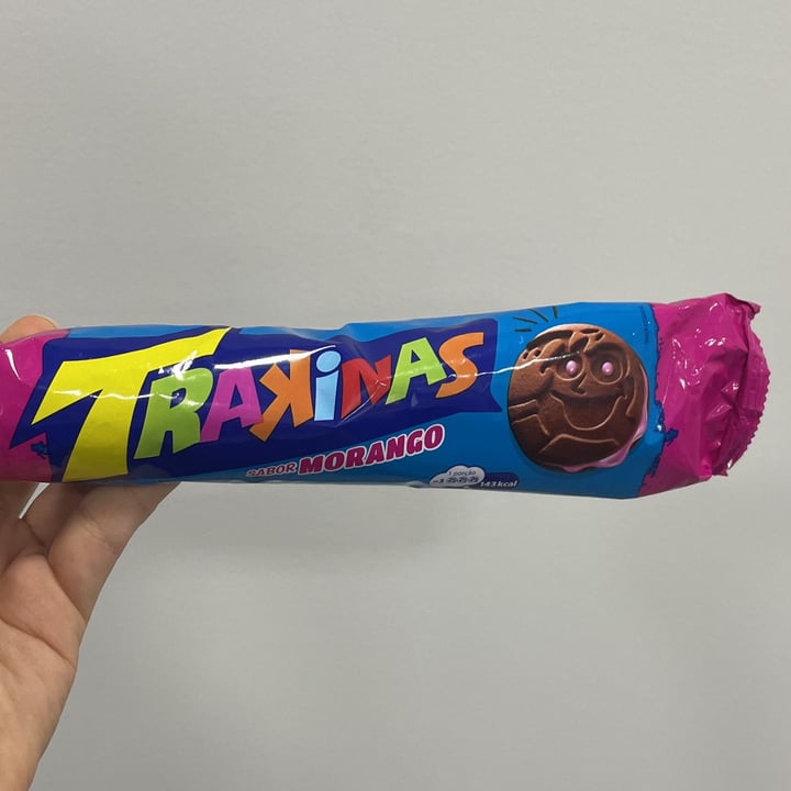 photo of Trakinas Biscoito Trakinas Morango shared by @lalemello on  07 Dec 2022 - review