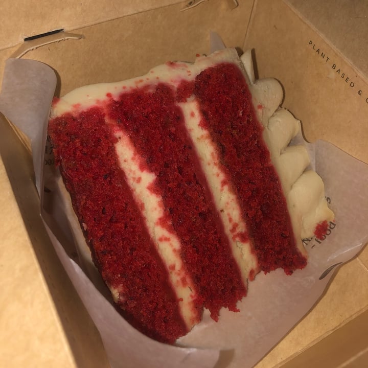 photo of Let it V - Delivery & Take Away Torta Red Velvet shared by @victoriavillar on  22 Dec 2021 - review