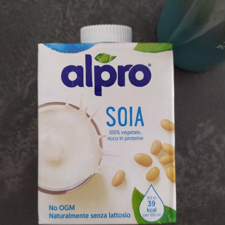 photo of Alpro Bevanda vegetale soia 500 ml shared by @maruave on  11 Jun 2022 - review