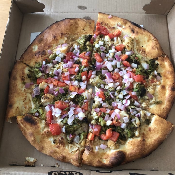 photo of Annabel's Pizza Co. Cashew Cream Pizza shared by @elijames on  11 Jun 2021 - review