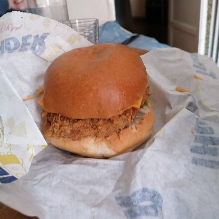 photo of THUNDER VEGAN FOOD Burger Old Skool shared by @sandoralosmios on  27 Dec 2020 - review