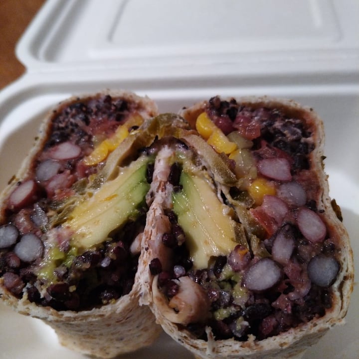 photo of The Fussy Vegan Gardens Lunchtime Burrito shared by @carmz on  26 Sep 2022 - review