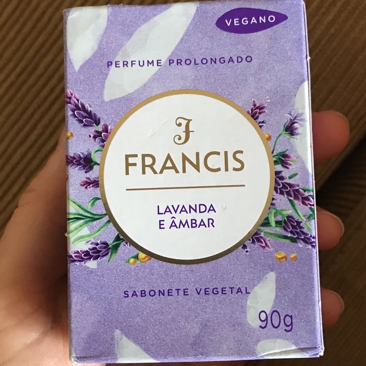 photo of Flora produtos de higiene e limpeza Francis Sabonete Natural Vegano shared by @patfri on  15 Nov 2022 - review